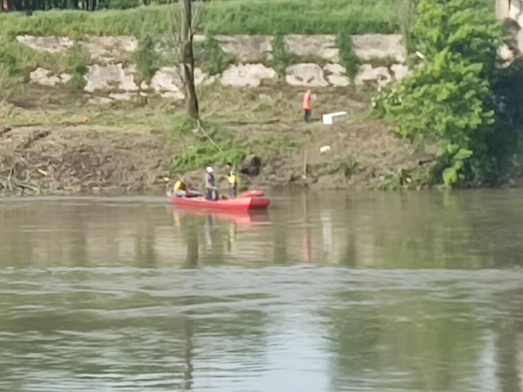 Recupero locomotiva, via alle indagini nel fiume Oglio